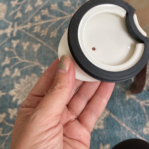 Starbucks Lidded Cup - Picture 9 of 10